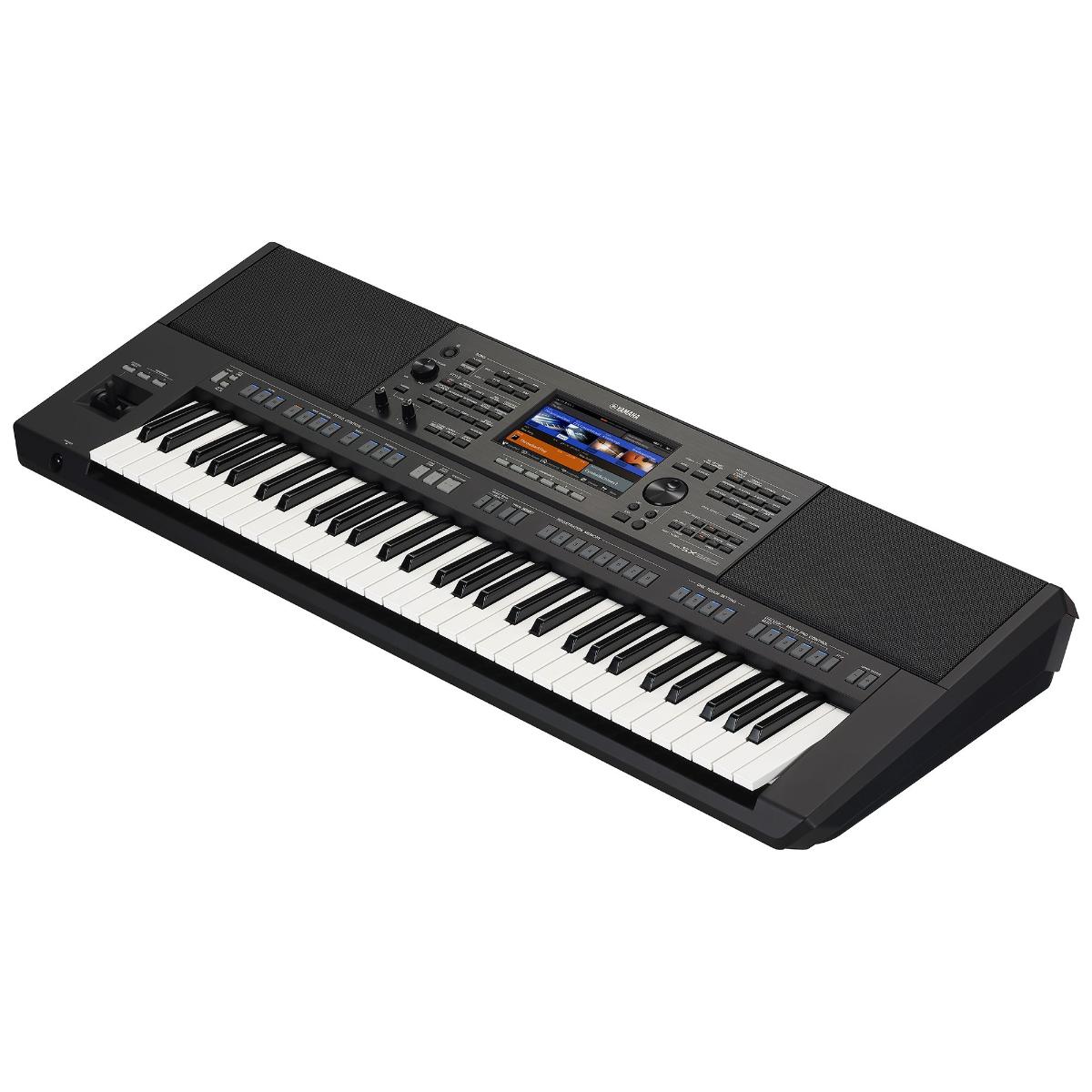 Yamaha PSR-SX920 Arranger Workstation keyboard