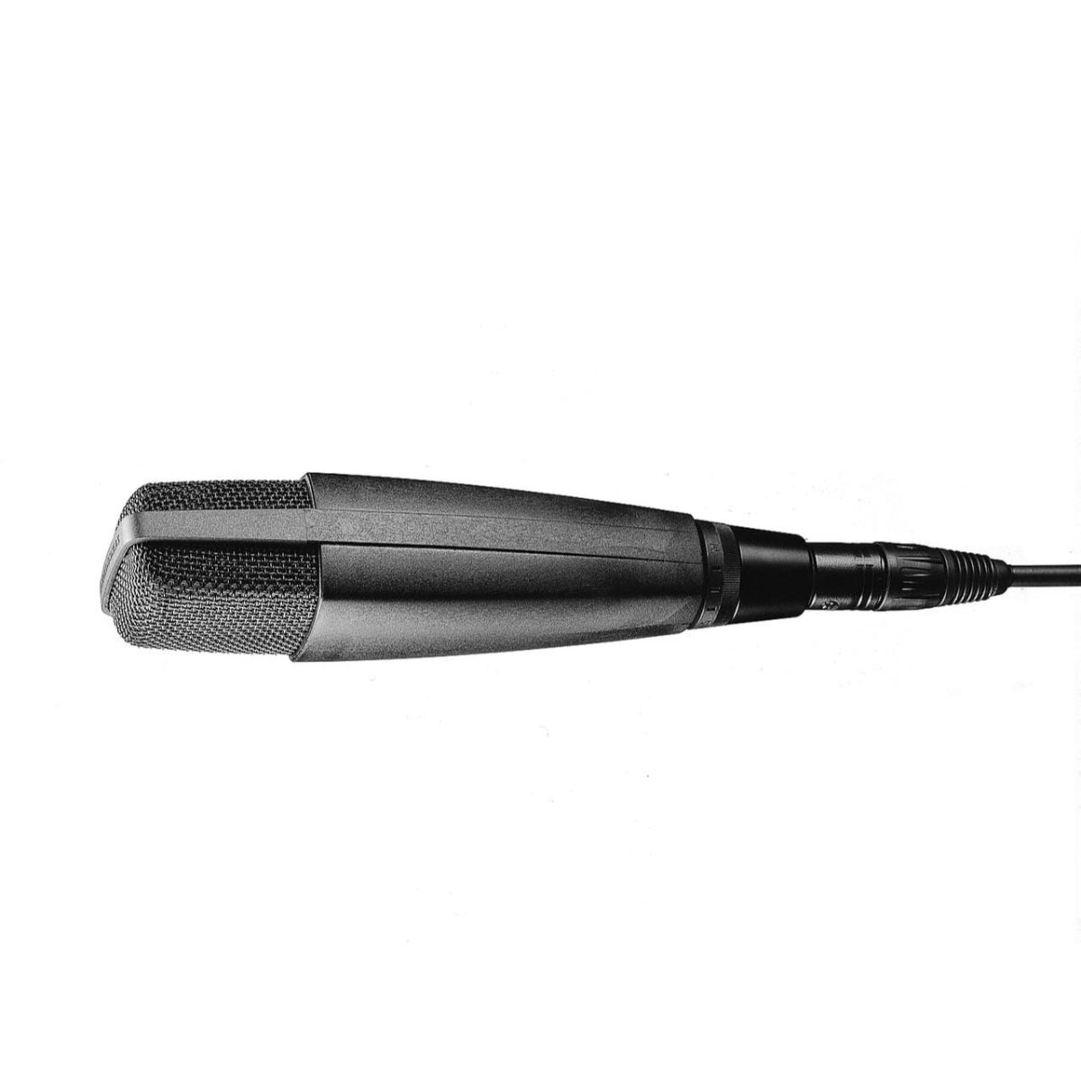 Sennheiser MD 421-II Dynamic Studio Super Cardioid Microphone, XLR-3M